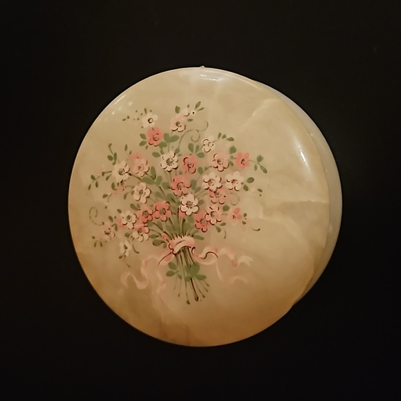 Floral Vintage alabaster Trinket Box - Picture 4 of 4